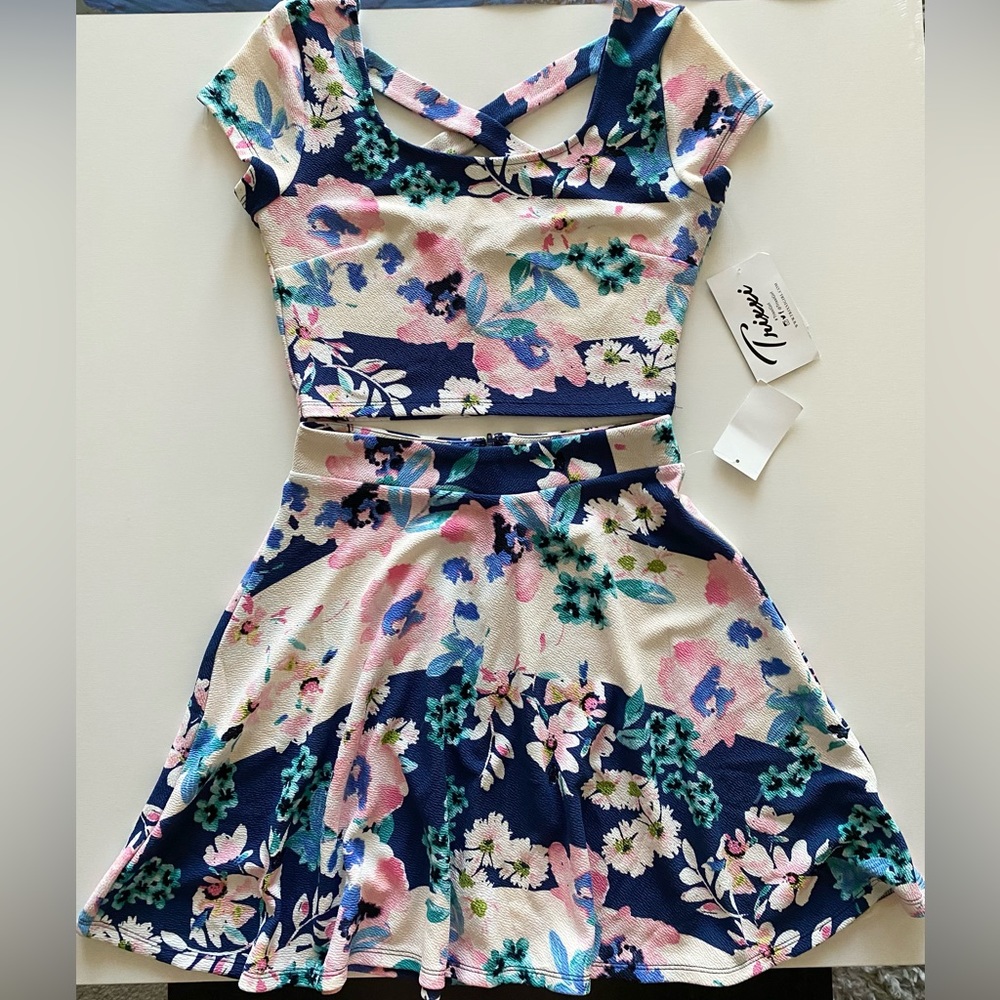 Trixxi Juniors Floral-Print 2 PC set - Multi Color